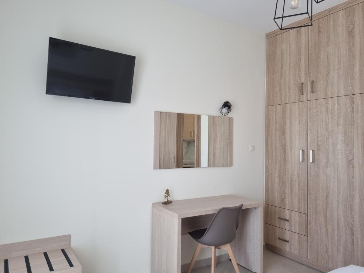 Chrysanthe'S Apartments No2 Poros Town المظهر الخارجي الصورة