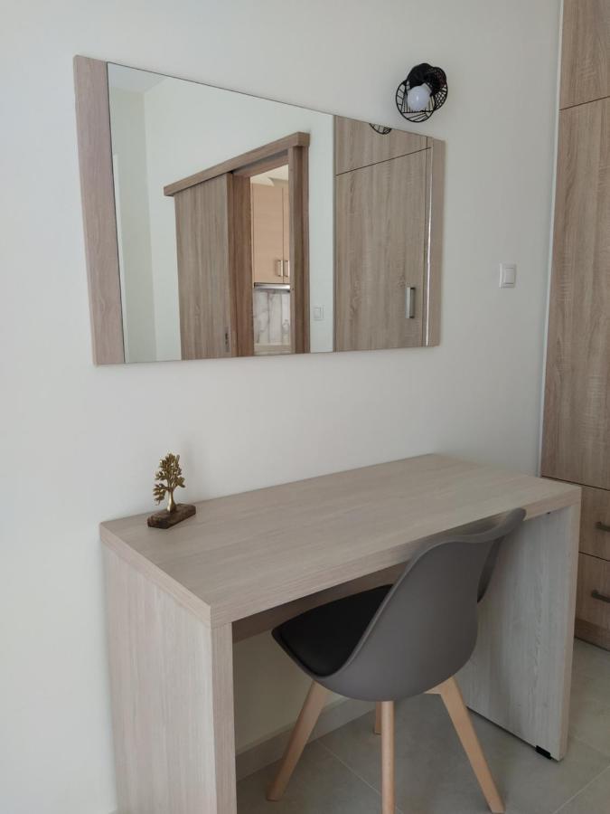 Chrysanthe'S Apartments No2 Poros Town المظهر الخارجي الصورة