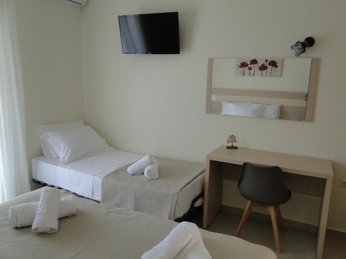 Chrysanthe'S Apartments No2 Poros Town المظهر الخارجي الصورة