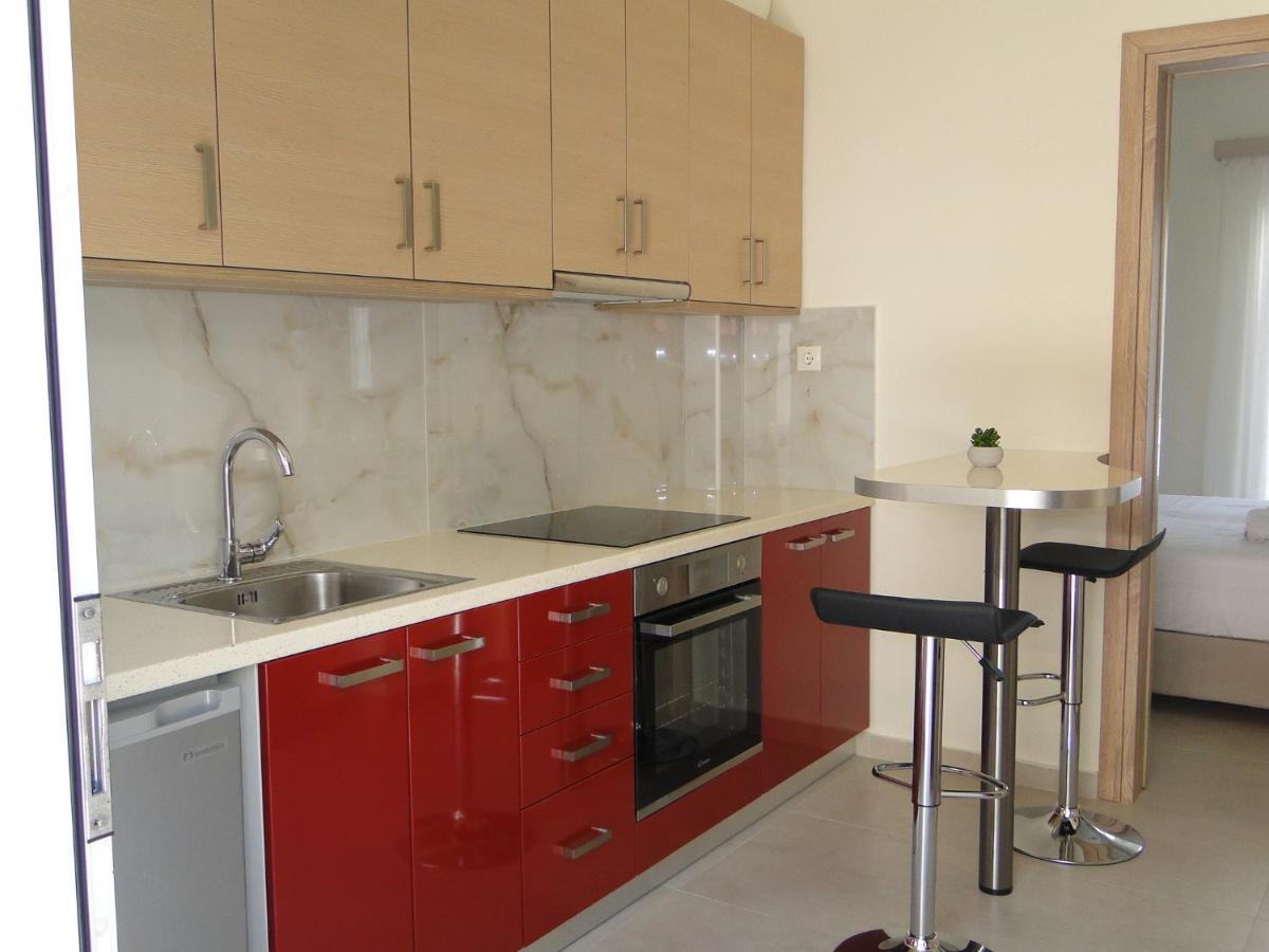 Chrysanthe'S Apartments No2 Poros Town المظهر الخارجي الصورة